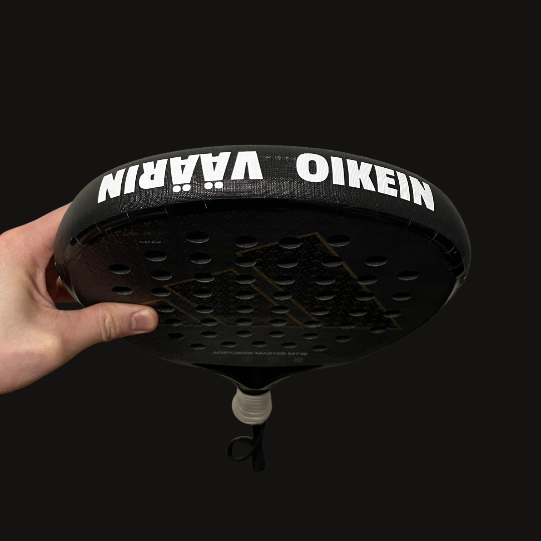 Premium OIKEIN VÄÄRIN padelmailan kärkisuoja